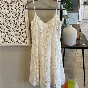 Vera Wang White Floral Lace Wedding Dress